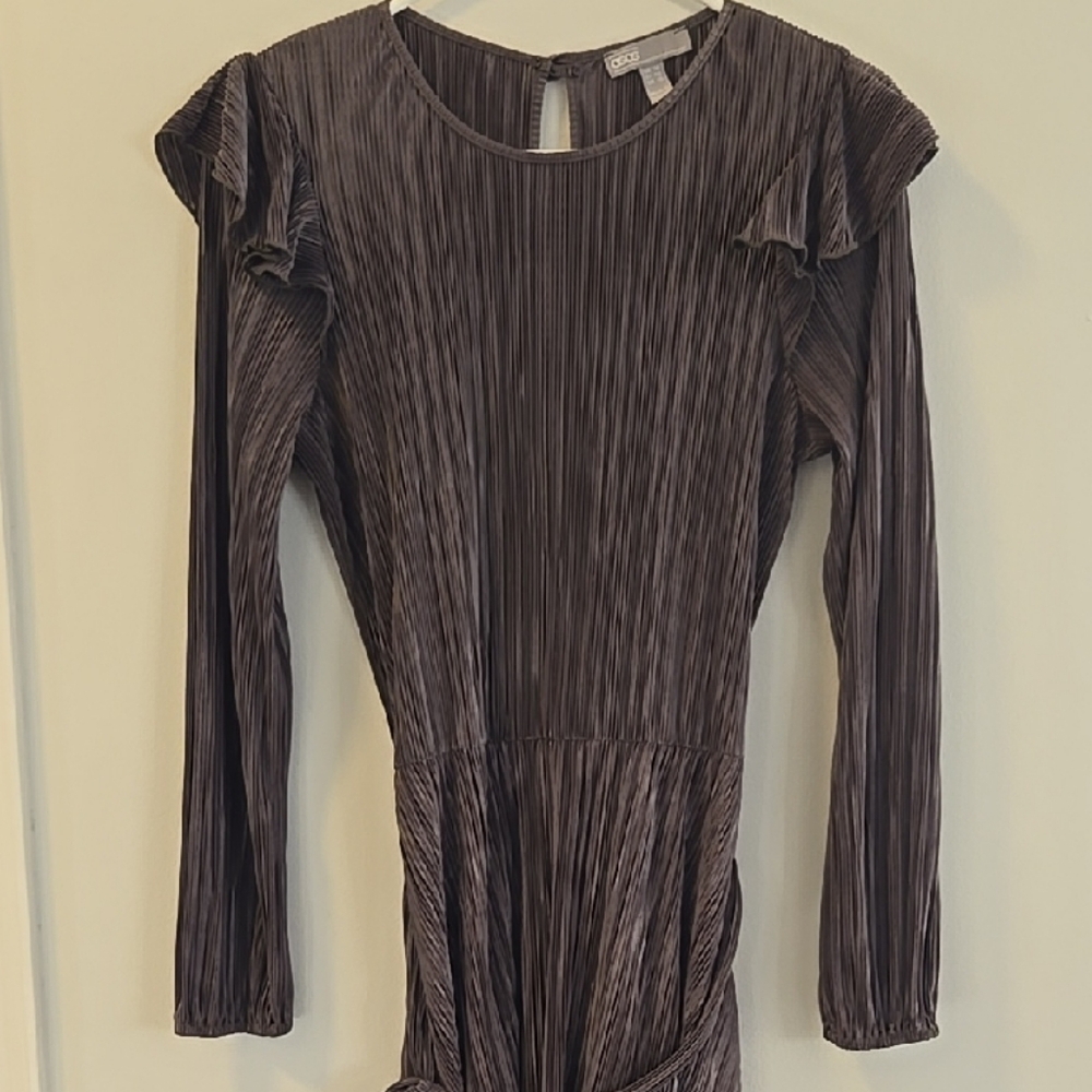 Asos Green Pleated Long Sleeve Dress Size 10.